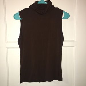 Banana Republic sleeveless turtleneck